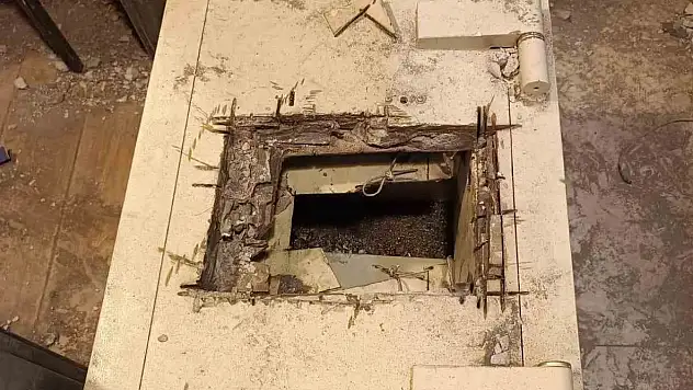 Hırsızlar Jandarma Engeline Takıldı