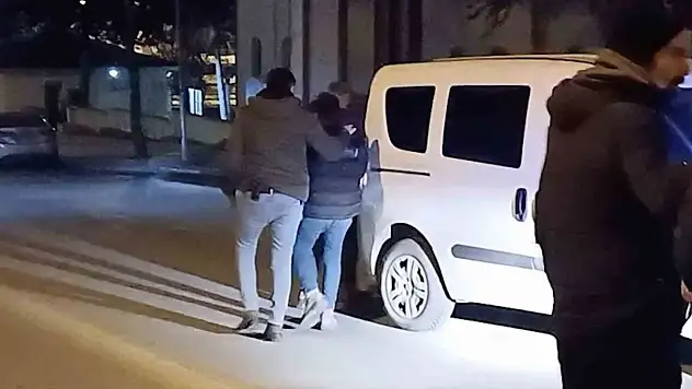 İş Yerini Kurşunladı