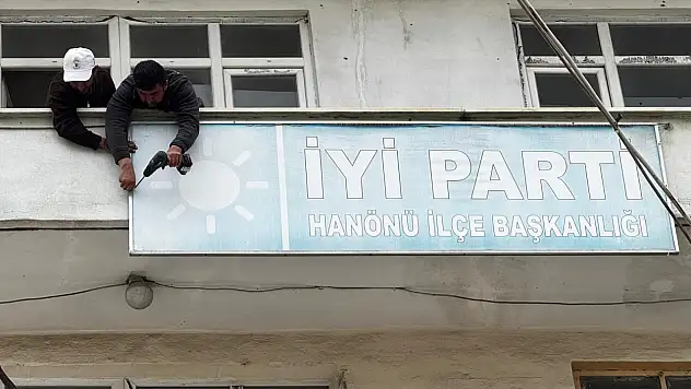 İYİ Parti Hanönü İlçe Teşkilatı Kapıya Kilit Vurdu