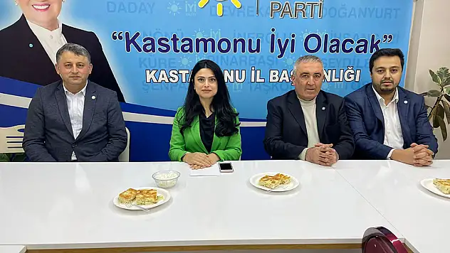 İYİ PARTİ İL KADIN POLİTİKALARI BAŞKANI BAHÇECİ 'Kadın ışığı ulusları aydınlatan bir ışıktır'