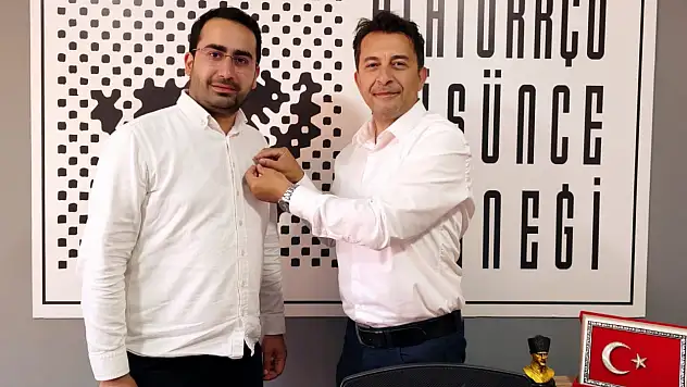 İYİ Parti Kastamonu İl Başkanı Yazkan Atatürkçü Düşünce Derneği'ne Üye Oldu