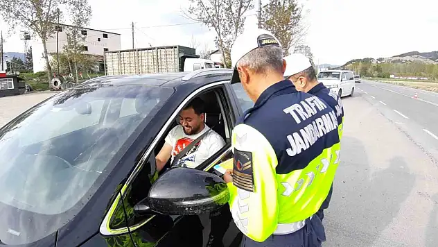 Sürücülere Güvenli Yolculuk Anlatıldı