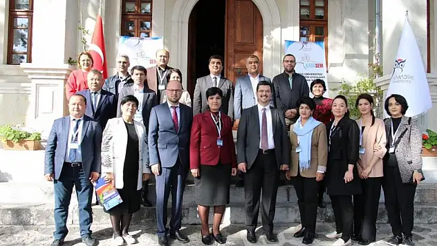 KABÜSEM'de Uluslararası 'Eğiticilerin Eğitimi' Programı