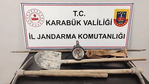 Kaçak Kazı Yapan 5 Kişi Yakalandı