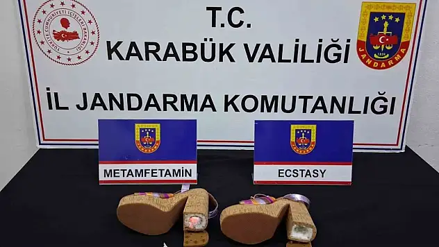 Kadın Ayakkabısının Topuğundan Uyuşturucu Çıktı: 3 Şüpheli Adliyede