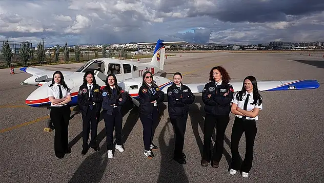 Kadın Pilotlar THK Üniversitesinde Yetişiyor