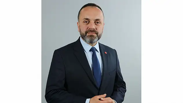 Kadir Yalçın, Milletvekillerine Sordu