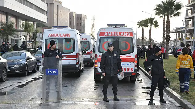 Kalleşler yine saldırdı 2 şehit 8 yaralı