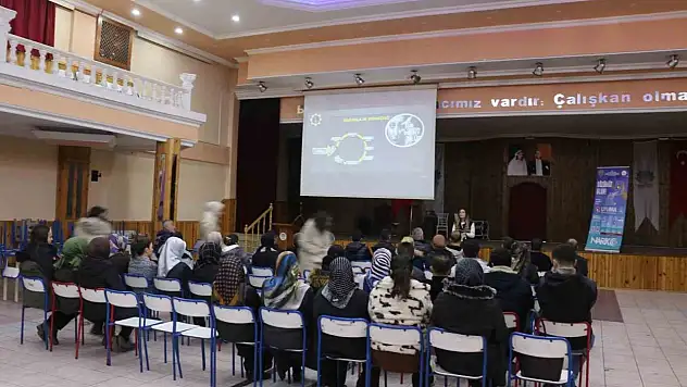 Kamu Personeline 'NarkoHedef' Eğitimi Verildi