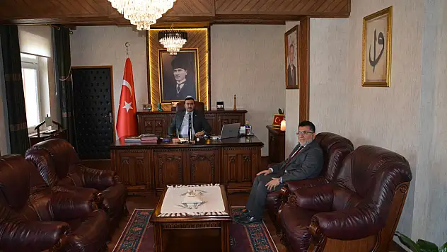 Karaahmetoğlu'dan Kaymakam Şahin'e Veda Ziyareti