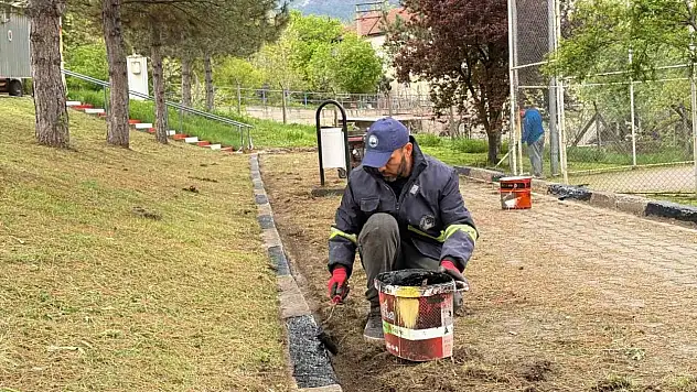 Park Ve Yeşil Alanlarda Çalışmalar Başladı