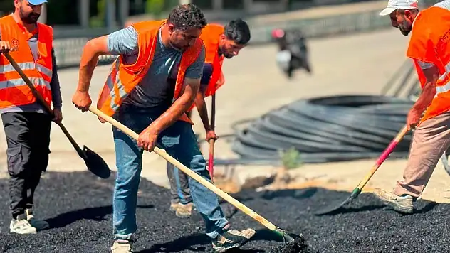 Karabük Belediyesinden 2 yılda 145 bin ton sıcak asfalt