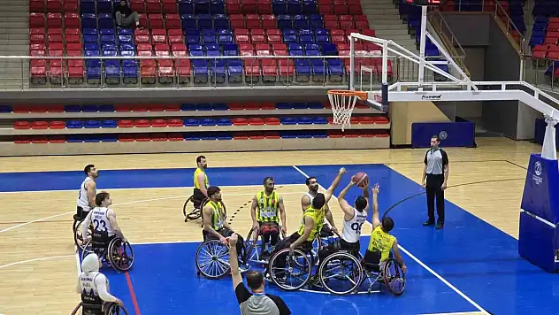 Karabük Demir Kartal, Şanlıurfa'yı 69-61 Mağlup Etti