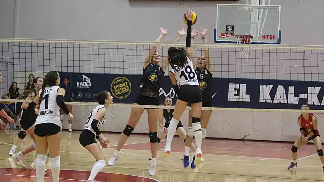 Karabük Gençlikspor evinde Gebze Gençlikspor'u mağlup etti