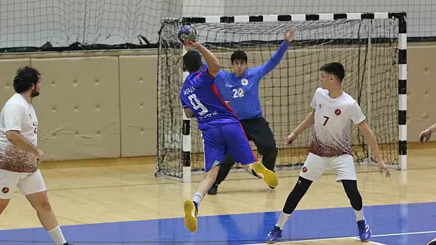 Karabük GSİM Spor Kulübü: 38 - İstanbul Teknik Üniversiteliler: 29