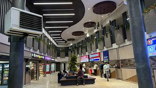 Karabük Şehirlerarası Otobüs Terminali yenilenen yüzüyle hizmete başladı