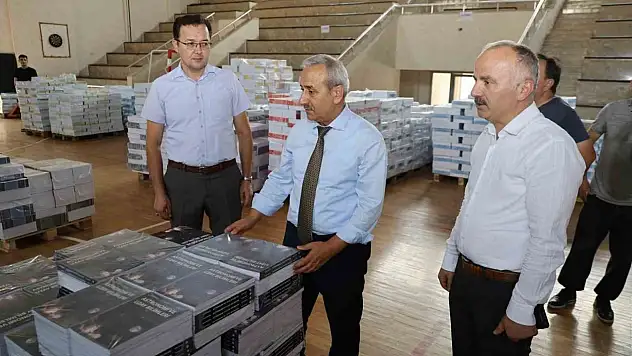 Karabük'te 352 bin ücretsiz ders kitabı dağıtımı başladı