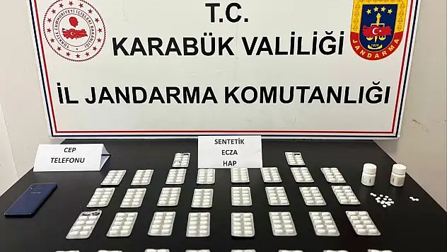 Karabük'te 353 Adet Sentetik Ecza Hapı Ele Geçirildi