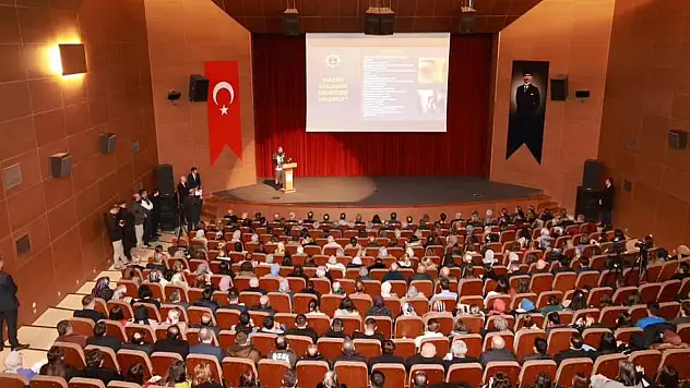 Bağımlılıkla Mücadelenin Farklı Boyutları Ele Alındı