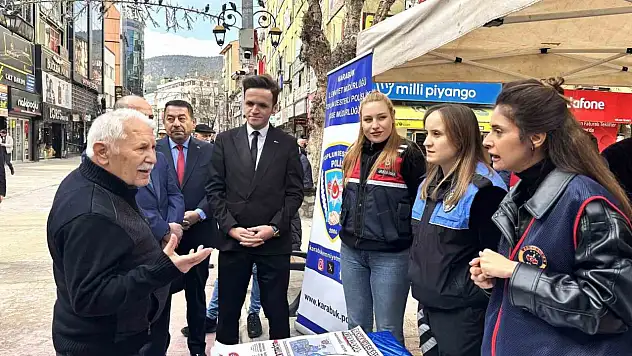 Karabük'te Dolandırıcılığa Karşı Bilgilendirme Stantları Kuruldu