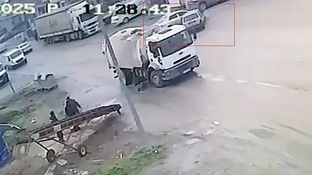 Karabük'te Kaza Anı Ve Tehlikeli Yolculuk Kameraya Yansıdı