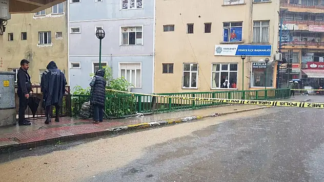 Karabük'te köprü trafiğe kapatıldı