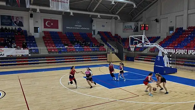Karabük'te Okul Sporları Gençler Basketbol Grup Müsabakaları Başladı