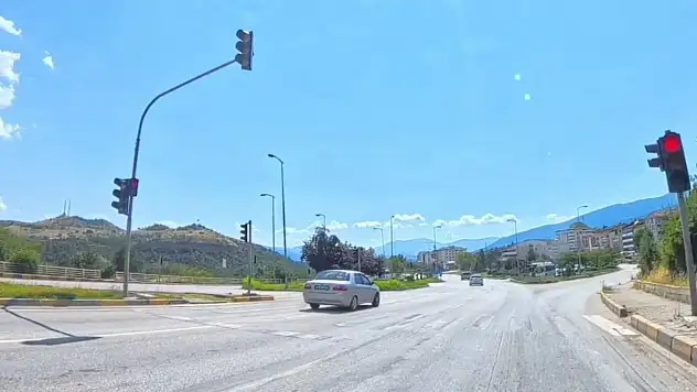 Karabük'te trafik ihlalleri kameralara yansıdı