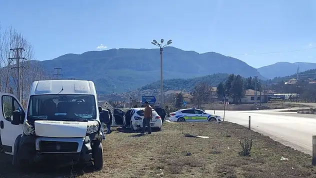 Karabük'te Trafik Kazalarında 6 Kişi Yaralandı