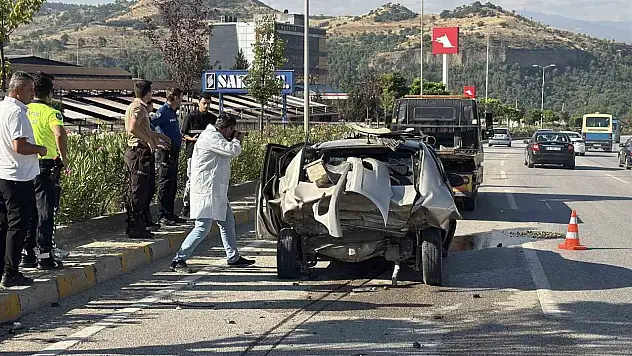 Karabük'te zincirleme kazada 1'i ağır 2 kişi yaralandı
