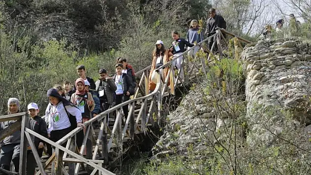 Karabük'te 'Doğada Yürüyorum Matematiği Seviyorum' Projesi