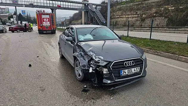 Karabük'teki Kazalarda 2 Kişi Yaralandı