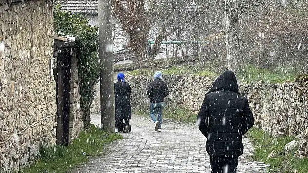 Karabük'ün Yüksek Kesimlerinde Kar Yağışı Yeniden Başladı
