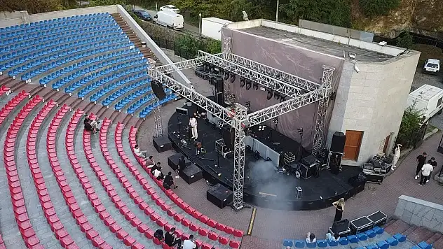 Karadeniz Ereğli'de Acheron Amfi Tiyatro Yaz Konserleri Başladı