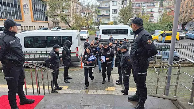 Karadeniz Ereğli'de Kaçak Silah Operasyonu