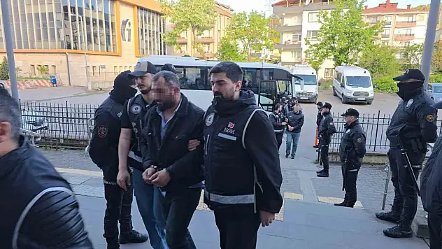Silah Kaçakçılığı Operasyonunda 5 Tutuklama