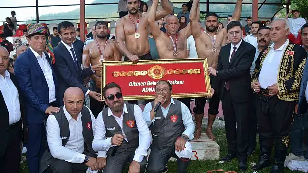 Karadeniz'in Kırkpınarı'nda altın kemer Mustafa Taş'ın