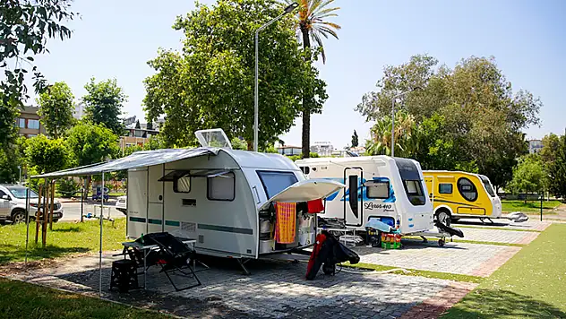 Karavan Parklarına Yeni Düzenleme: İlçe Merkezinde Park Yasağı Başladı