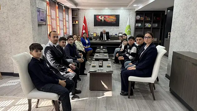 Kardeş Okuldan Başkan Çınar'a Ziyaret