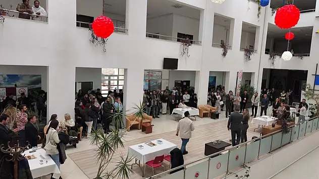 Kariyer Günleri Kapsamında Öğrenci-Sektör Buluşması Gerçekleştirildi