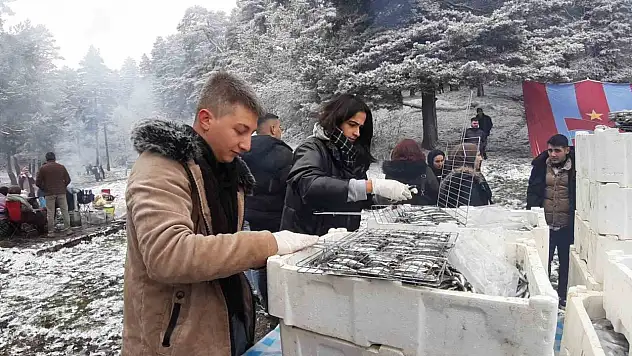 Bolu'da Karlar Altında Hamsi Festivali