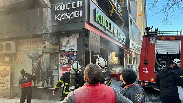 Kasabın Bacasından Çıkan Yangın Paniğe Neden Oldu