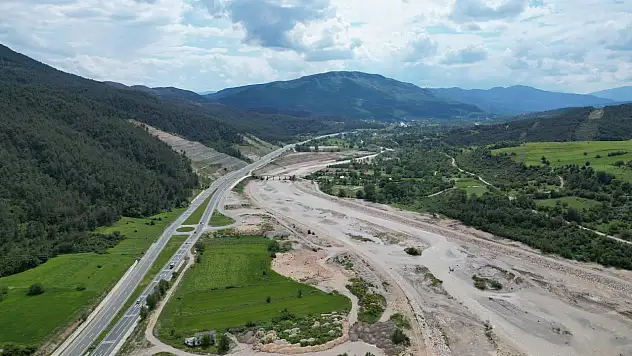 Kastamonu Araç Çayı Islah Çalışmaları Devam Ediyor