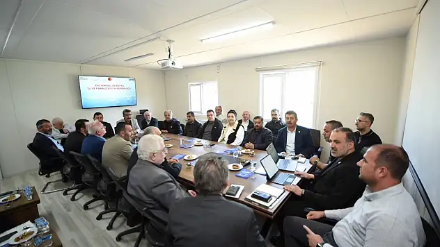 Kastamonu Belediyesi'nden Mahalle Muhtarlarıyla Altyapı Zirvesi