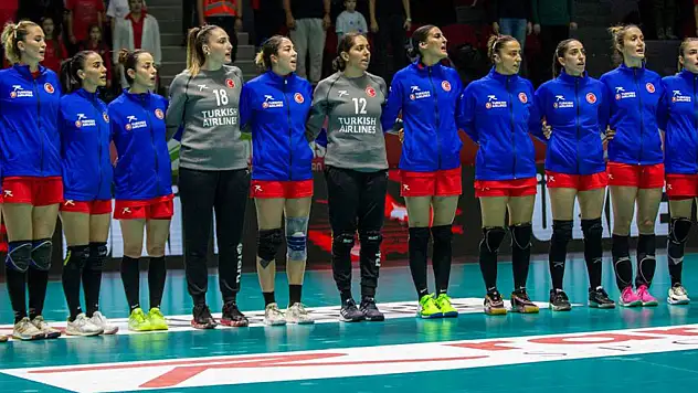 Kastamonu Belediyesporlu Oyunculara Milli Davet