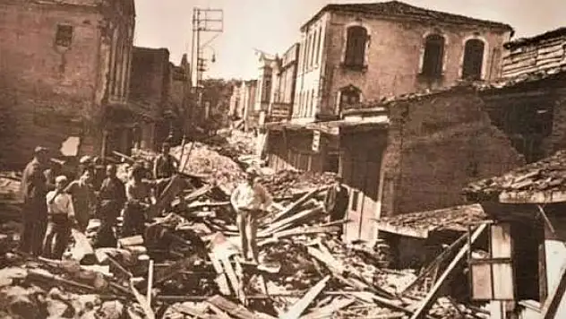 Kastamonu Bu Depremleri Unutmadı!