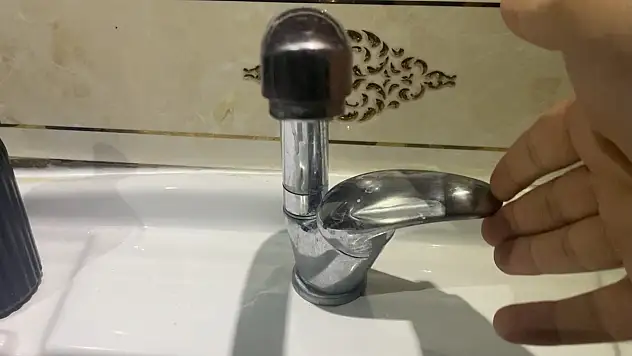 Marketlerde İçme Suları Tükendi