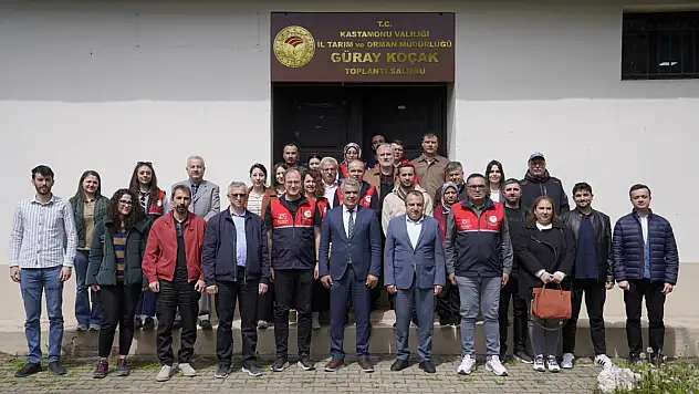 Kastamonu'da Buzağı Kayıplarının Önlenmesine Yönelik Toplantı Yapıldı