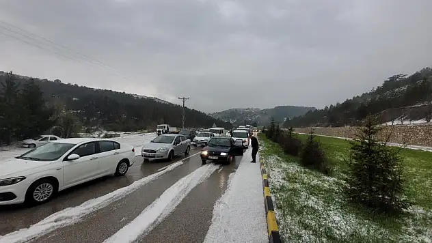 Kastamonu'da dolu yağışı etkili oldu
