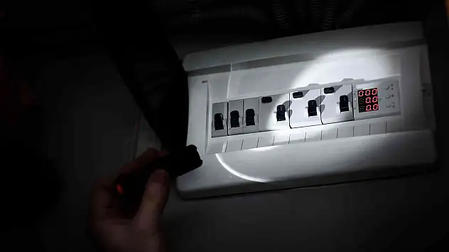 Kastamonu'da Elektrik Kesintisi Uyarısı: Şebeke İyileştirme Çalışmaları Sürüyor